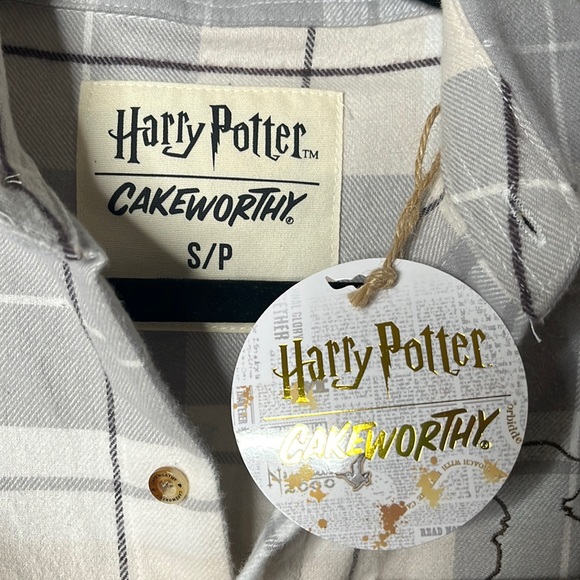 Rare Dobby Harry Potter flannel cakeworthy cream grey w/ brown pinstripe tartan - Picture 8 of 16